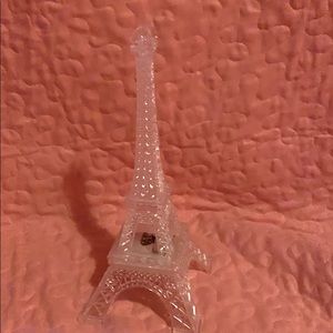 Light up Eiffel Tower